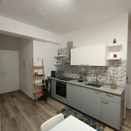 Appartamento Violet - Parma Dış mekan fotoğraf