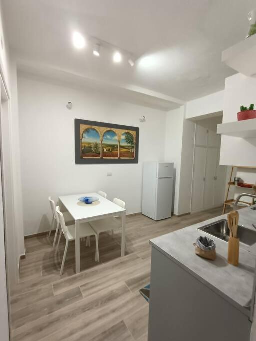 Appartamento Violet - Parma Dış mekan fotoğraf