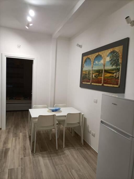 Appartamento Violet - Parma Dış mekan fotoğraf